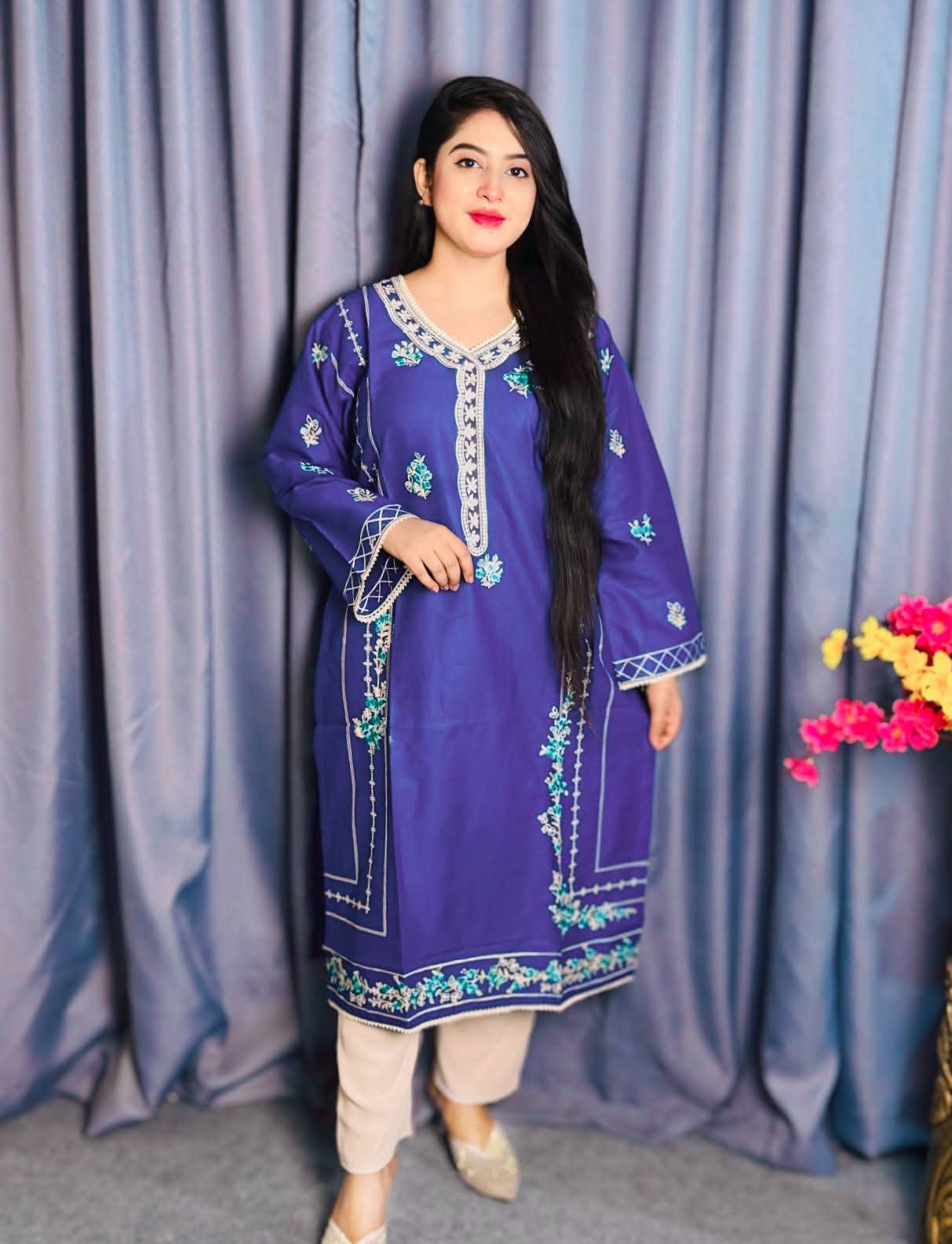 সলিড এমব্রয়ডারি কুর্তি