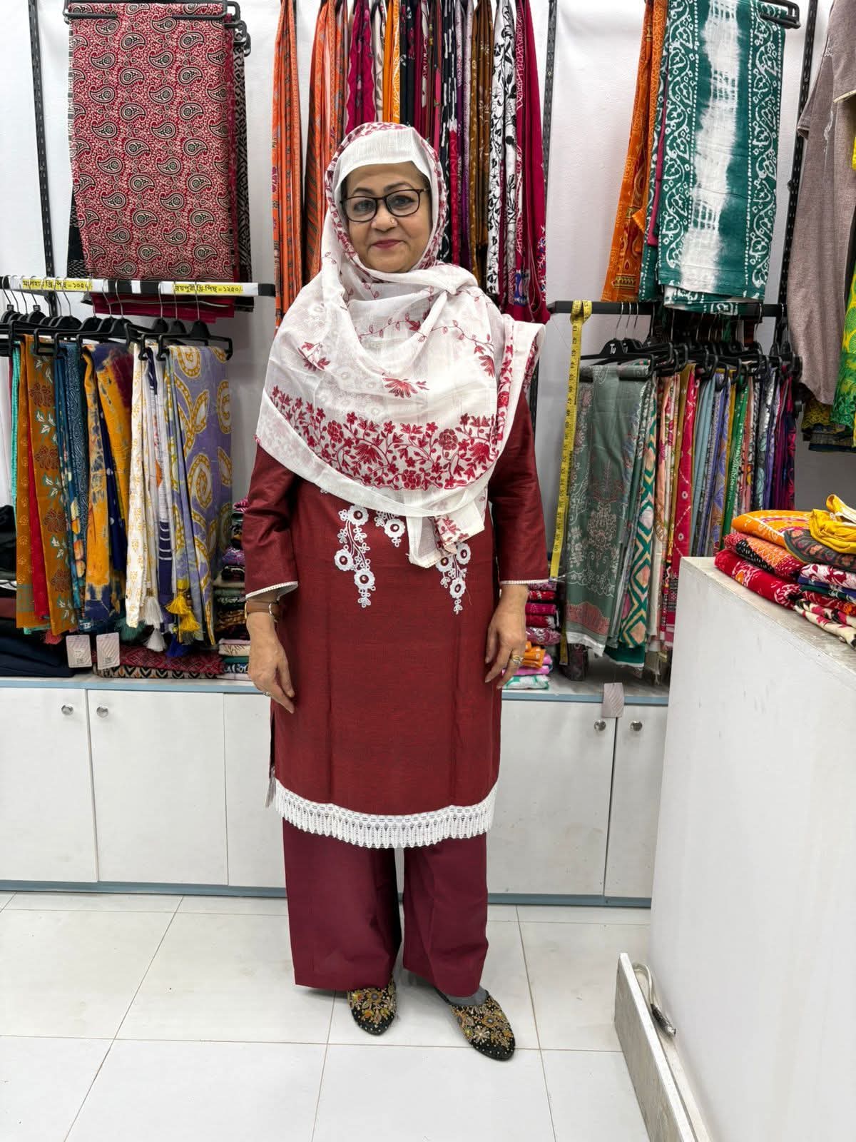 এমব্রয়ডারি কুর্তি