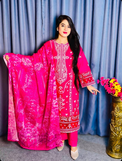 চিকনকারি  পাকিস্তানি থ্রি পিস